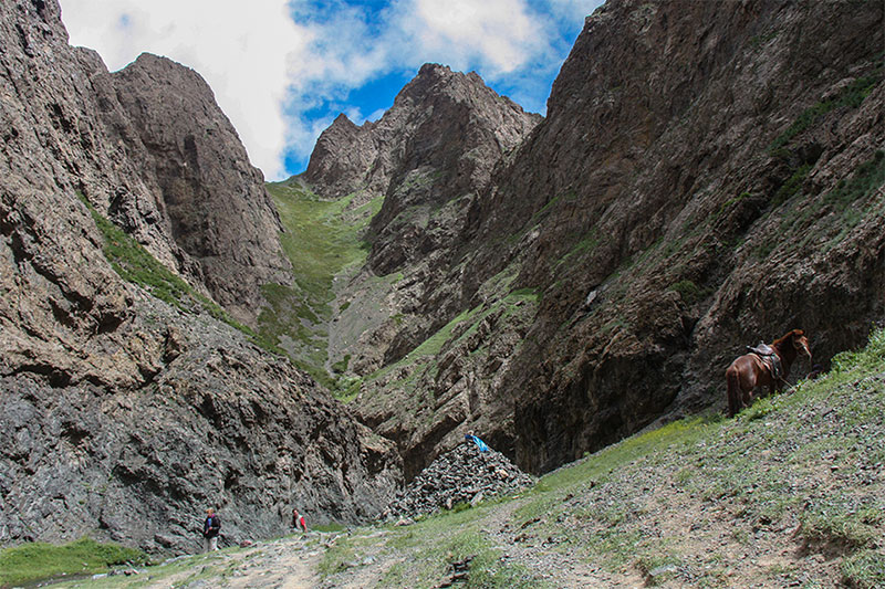 yol valley gobi mongolia 
